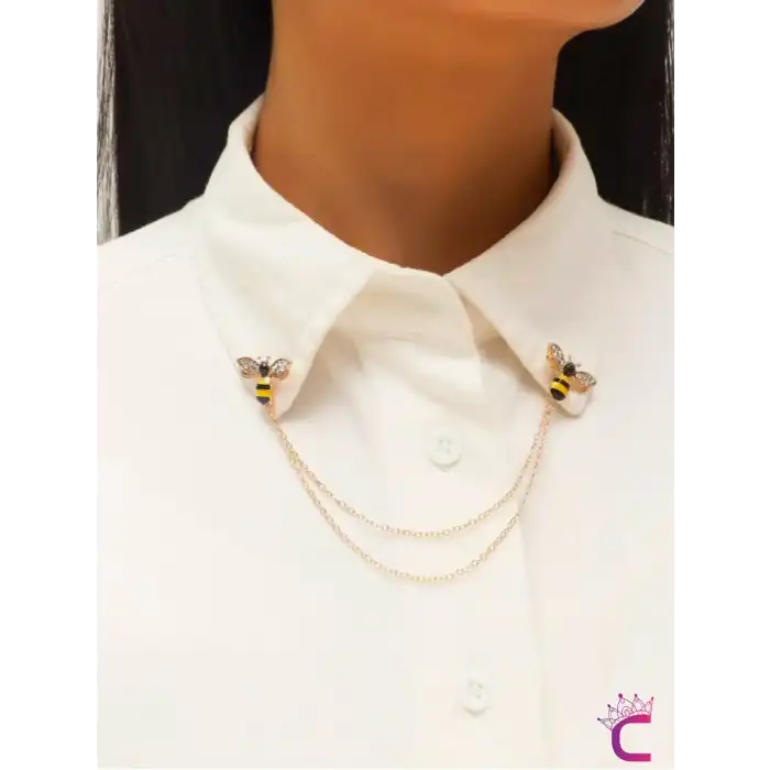 Zarif Arı Tasarım Gömlek Yaka Zinciri Broş - Hediyelik Zirkon Taşlı Gold Zincirli Ceket Yaka İğnesi