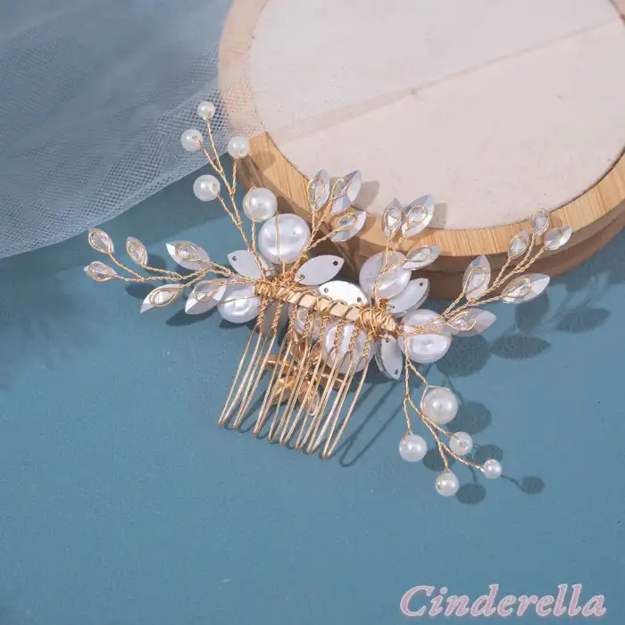 Zarif Çiçekli İnci Detaylı İncili Kristal Taşlı Gelin Tacı - Düğün Nişan Kına Söz Taç Saç Aksesuarı