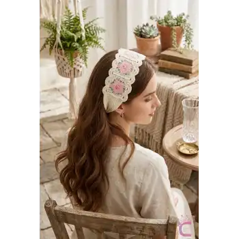 Bohem Pembe Çiçekli Yarım Tarz Bandana Saç Bandı - Yazlık Delikli El Örgüsü File Örme Saç Bandanası
