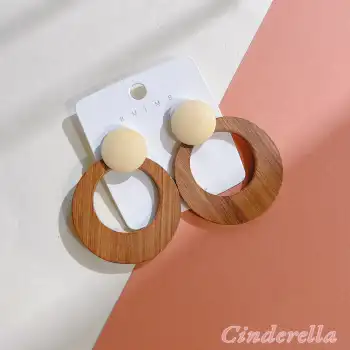 Bohem Tarz Modern Kadın Ahşap Küpe