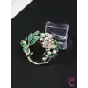 Zarif Yeşil Yapraklı İncili Çiçekli Kadın Çelenk Broş - Hediyelik Elbise Ceket Yaka İğnesi Rozeti