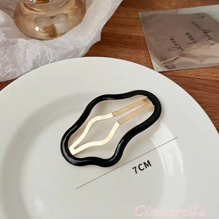 2li Büyük Boy Kadın Moda Çıtçıtlı Metal Yan Saç Tokası 7cm Siyah - Yeni Sezon Yan Çıt Çıt Toka