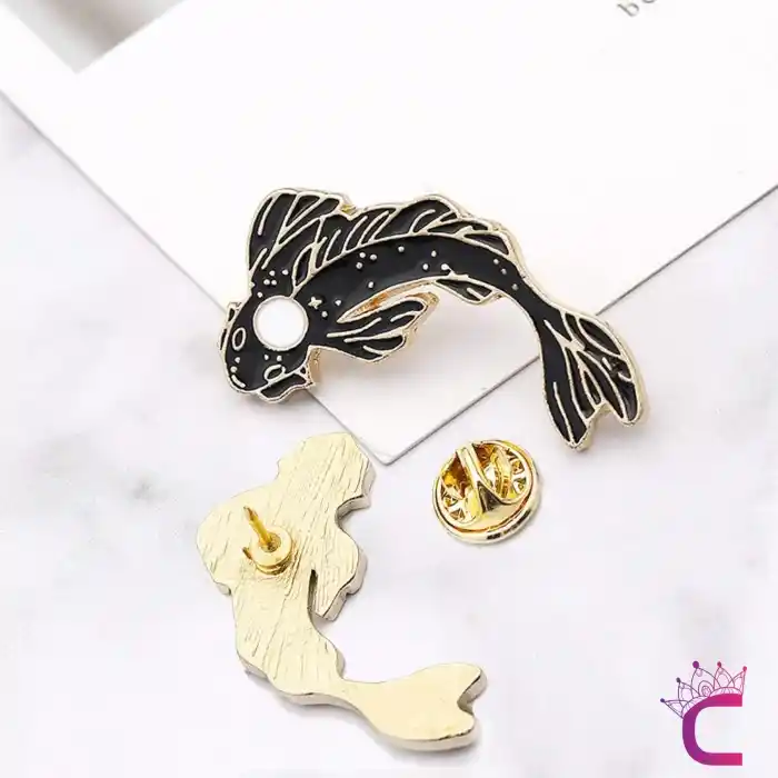 2li Siyah Beyaz Koi Balık Broş Seti - Hediyelik Erkek Kadın Unisex Ceket Yaka İğnesi Broş