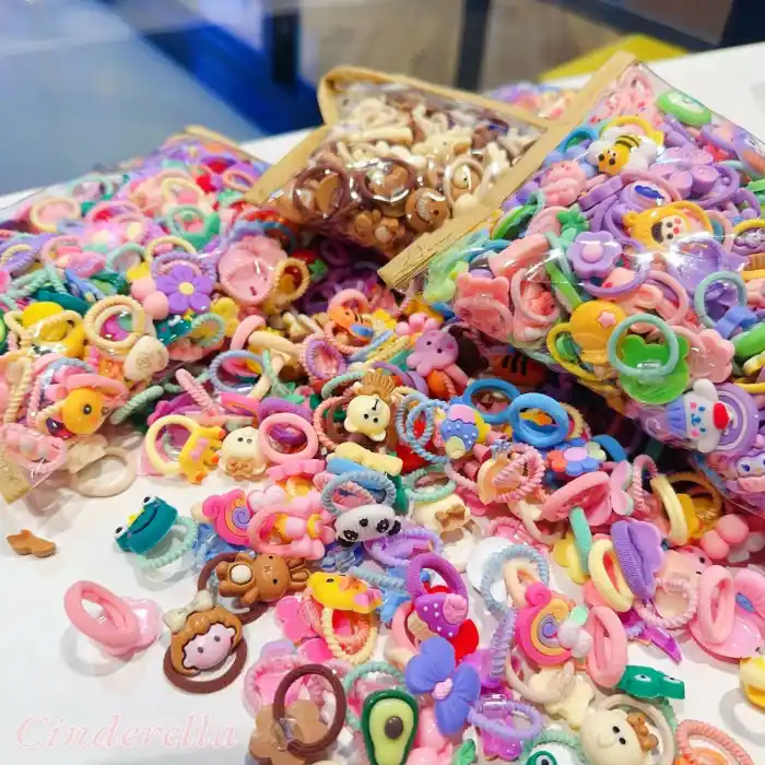 60lı Renkli Karışık Figürlü Dayanıklı Kız Çocuk Lastik Toka Seti - Sevimli Bebek Lastikli Toka