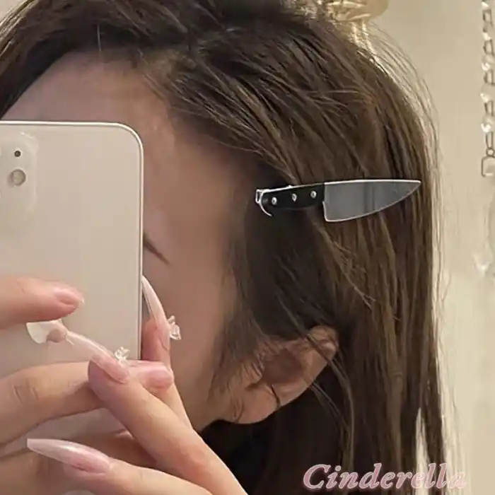 Aşçı Şef Bıçağı Tasarım Yaratıcı Pens Saç Tokası - Gothic ve Anime Saç Tokası