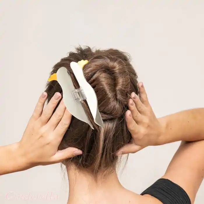 Beyaz Papağan Model Lüks Asetat Kemik Büyük Mandal Toka 13cm - Sıkı Tutan Kalın Gür Topuz Saç Tokası