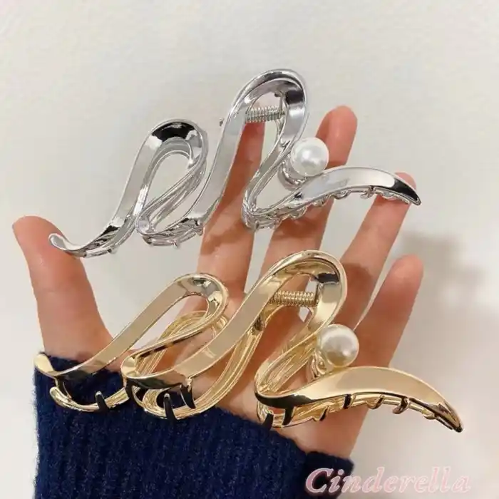 Büyük Boy İnci Detaylı Gümüş Renk Metal Mandal Toka - Kadın Sıkı Toplayan Mandallı Saç Tokası