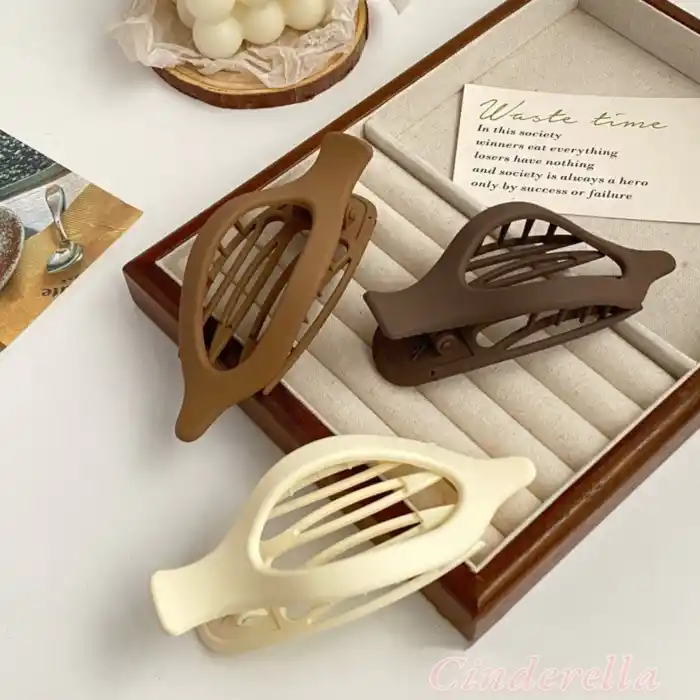 Fransız Stil Balık Sırtı Kadın Saç Topuz Tokası Sütlü Kahve - Güçlü Tutan Kavisli Klips Pens Toka