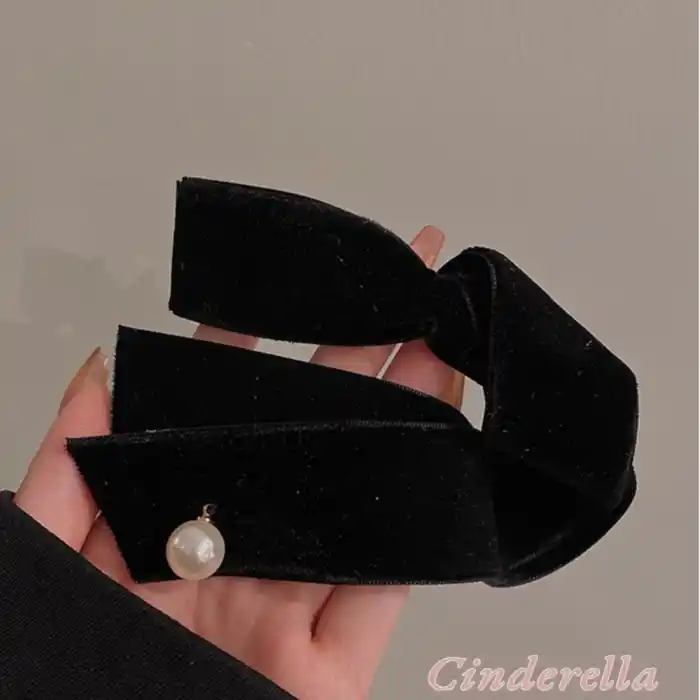 Fransız Tarzı Uzun Kurdele İnci Dekor Siyah Kadife Fiyonk Otomatik Toka - Zarif Kadın Saç Tokası