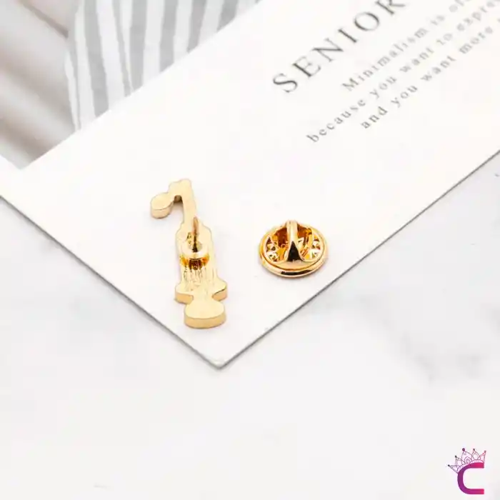 Hemşire Sağlıkçı Doktor Şırınga Pin Broş - Charm Çanta Süsü Ceket Yaka İğnesi Rozeti Meslek Broşu