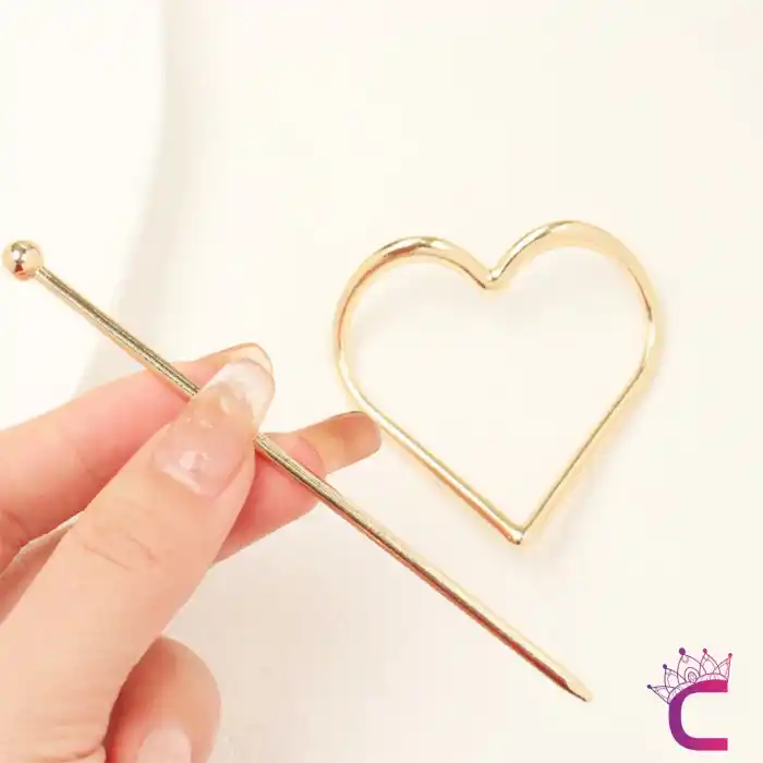 Kalp Tasarım Gold Metal Topuz Tokası - Kadın Aksesuar Kalpli Topuz Çubuk Toka Saç Çubuğu