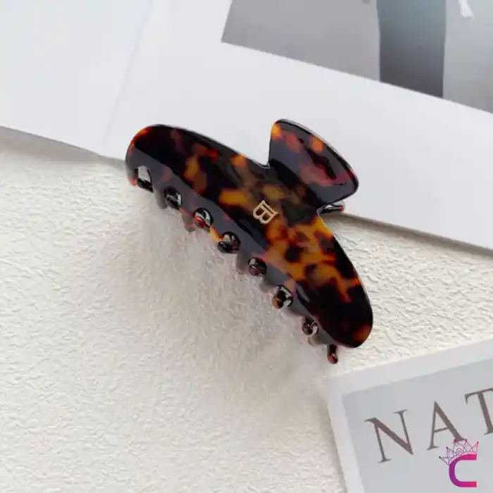 Leopar Desenli Orta Boy Asetat Kemik Kadın Mandal Toka 9 cm - Hediyelik Mandallı Saç Topuz Tokası