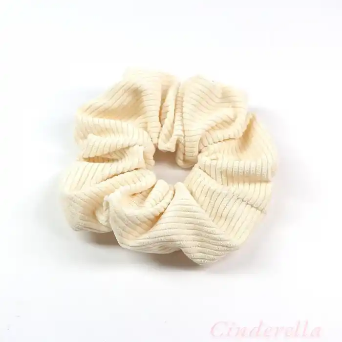 Pamuklu Yumuşak Kumaş Kadın Büyük Scrunchie Toka Krem - Rahat Simit Lastik Saç Tokası