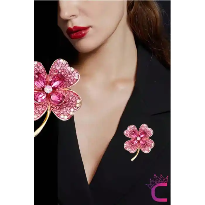 Pembe Yonca Tasarım Kadın Broş - Arkadaşa Sevgiliye Hediyelik Doğum Günü Yılbaşı Yaka İğnesi Broşu