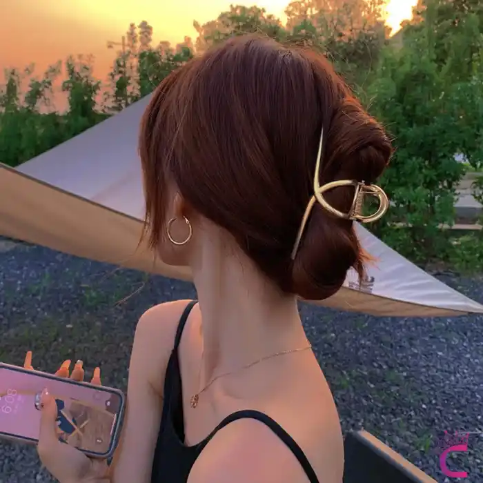 Sade Şık Klasik Model Gold Metal Kadın Mandal Toka 11.5cm- Hediyelik Zarif Mandallı Saç Topuz Tokası