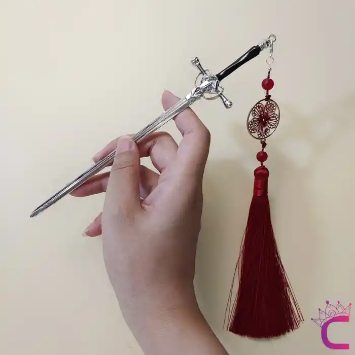 Sallantılı Bordo Püsküllü Kılıç Tasarım Metal Saç Topuz Tokası 20cm - Gümüş Vintage Çubuk Topuz Toka