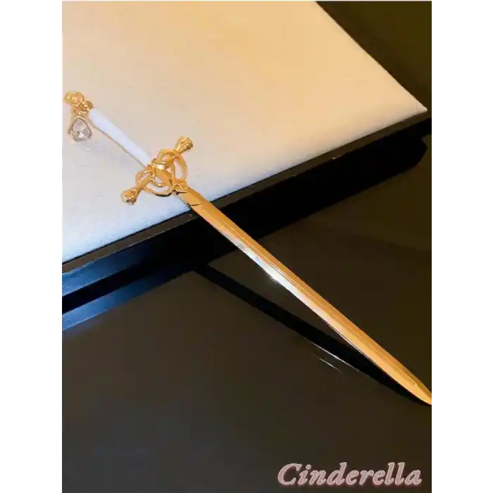 Sarkıt Yapay Elmaslı Beyaz Kılıç Tasarım Metal Topuz Saç Tokası 19cm - Yeni Sezon Gotik Çubuk Toka