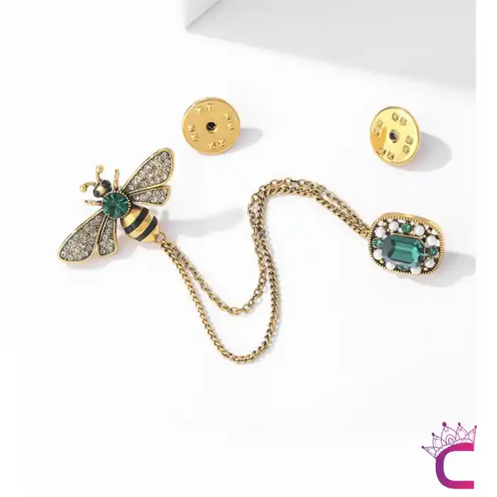 Yeşil Zümrüt Kristal Taşlı Zincirli Arı Tasarım Broş - Hediyelik Elbise Ceket Yaka İğnesi Broş