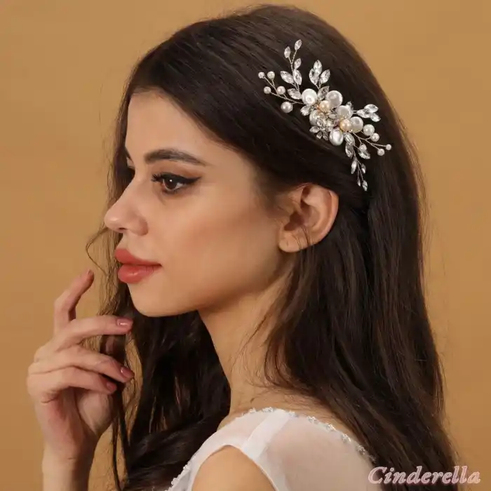 Zarif Çiçekli İnci Detaylı İncili Kristal Taşlı Gelin Tacı - Düğün Nişan Kına Söz Taç Saç Aksesuarı