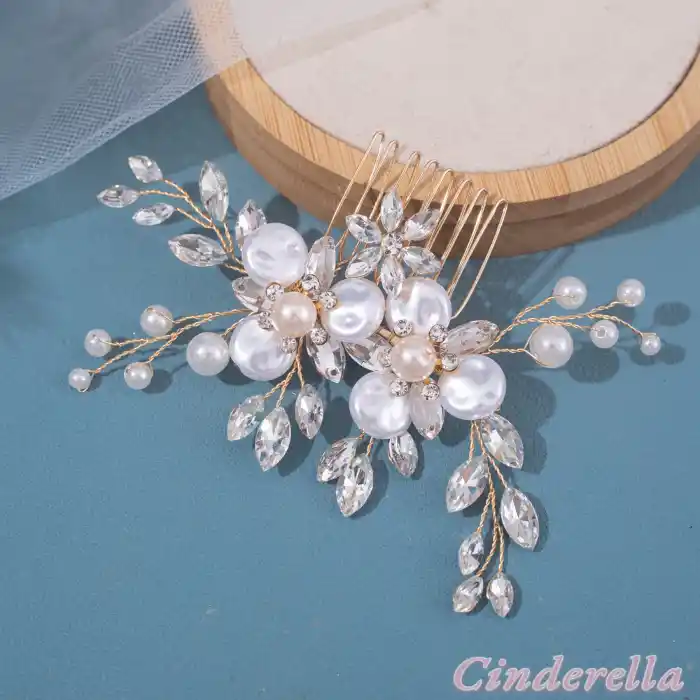 Zarif Çiçekli İnci Detaylı İncili Kristal Taşlı Gelin Tacı - Düğün Nişan Kına Söz Taç Saç Aksesuarı