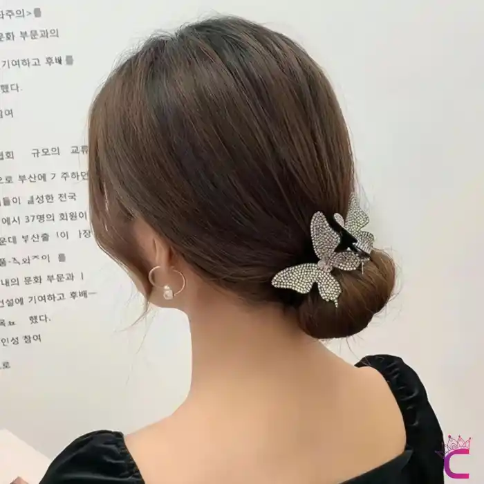 Zarif Kelebekli Zirkon Taşlı Kadın Kolay Telli Topuz Tokası Gümüş Renk - Günlük Şık Saç Aksesuarı