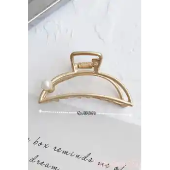 İncili Yarım Ay Model Kadın Gold Metal Mandal Toka - Orta Boy Sıkı Toplayan Lüks Mandal Saç Tokası