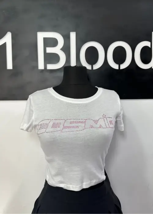 Pembe Taşlı Cosmic Beyaz Crop Top