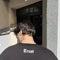 NOBODY TRUST BASKILI SİYAH OVERSİZE TSHİRT