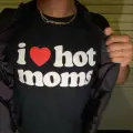 Siyah I Hot Moms Baskılı Crop