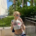 Beyaz Future Milf Siyah Yazılı Kırmızı Yıldız Detail Bluz Body Crop Top