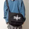 Rock Serisi Slipknot Baskılı Unisex Siyah Postacı Çantası