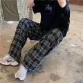 Siyah Kare Desenli Eşofman Altı