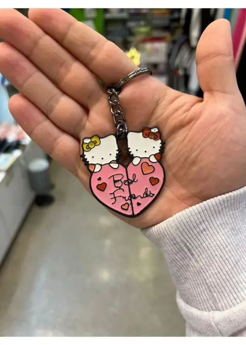 Hello Kitty Best Friends Metal Anahtarlık