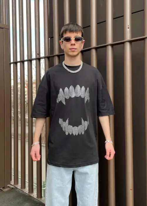 Taşlama Baskılı Siyah Oversize T-shirt