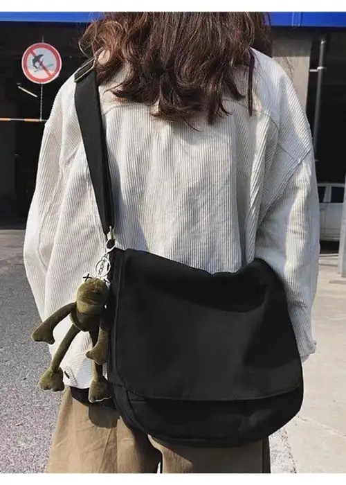 POSTACI ÇANTA UNİSEX SOKAK TARZI