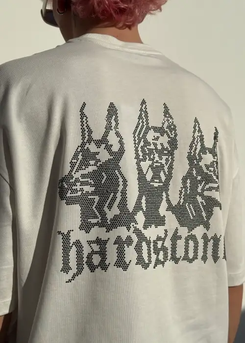 Gri Taşlı Köpekli Oversize Premium Tişört