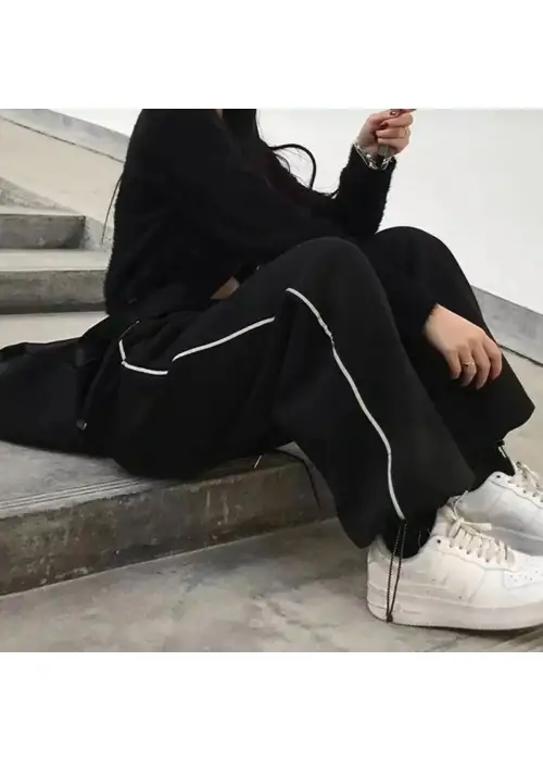 BASİC BEYAZ ŞERİTLİ SİYAH EŞOFMAN