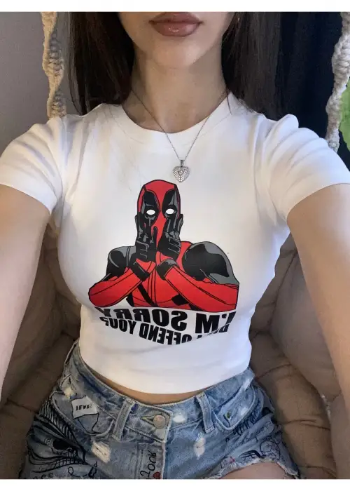 BEYAZ DEADPOOL CROP