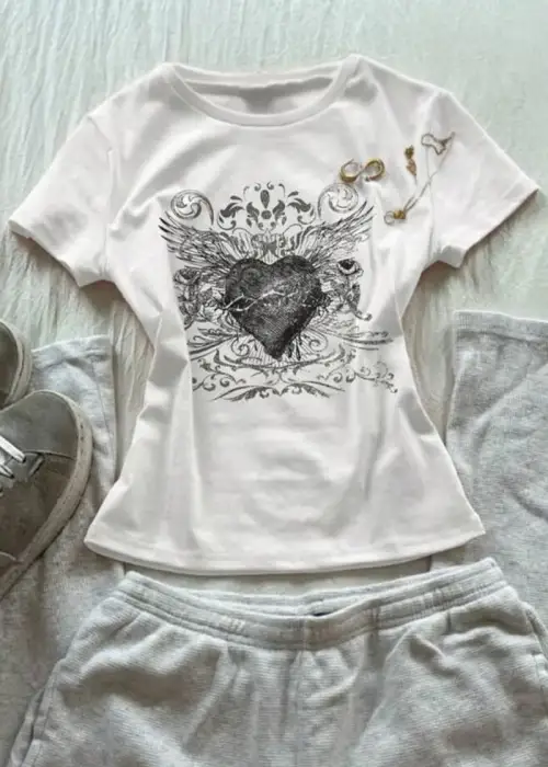 Beyaz Gotik Heart Harajuku Y2K Kısa Kollu Crop