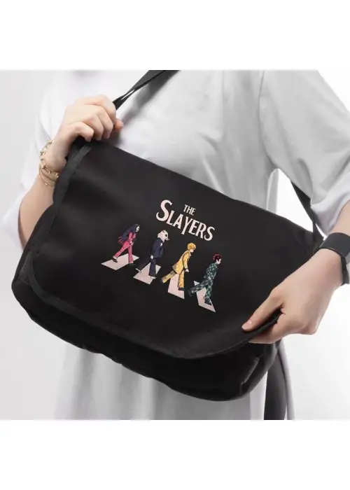 Joon Wear The Slayers Baskılı Unisex Siyah Postacı Çantası