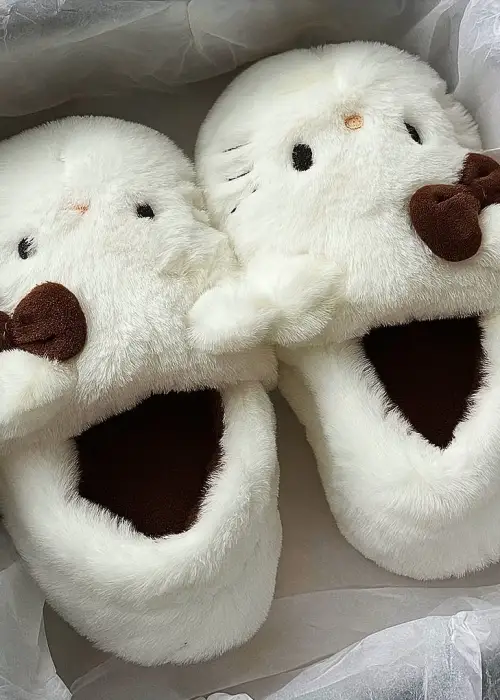 Kahverengi Hello Kitty Yumuşak Tüylü Peluş Panduf Terlik