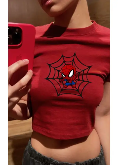 Kırmızı Karikatür Örümcek Adam Spiderman Model Kadın Crop Body Tişört