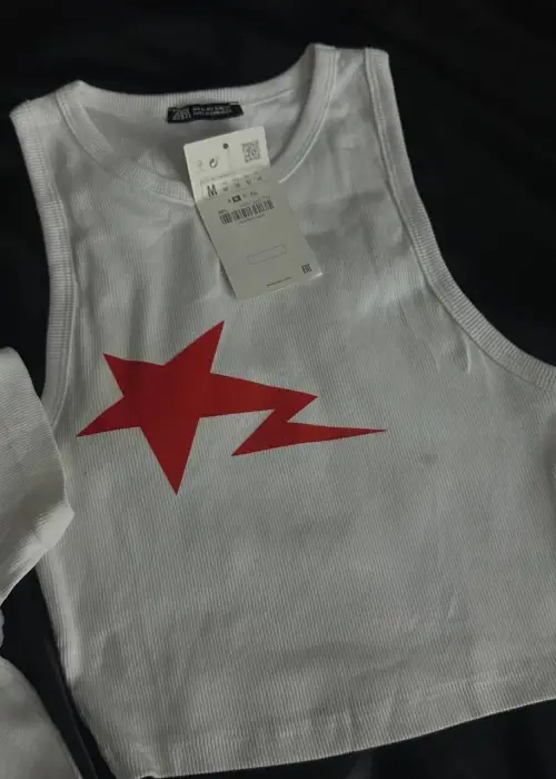 KIRMIZI KAYAN YILDIZ