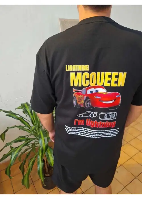 MCQUENN Car Detail Oversize Unisex T-Shirt