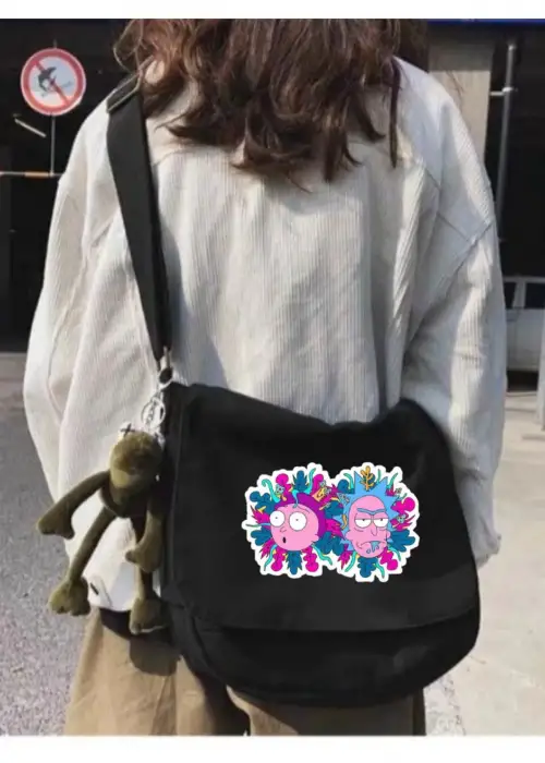 Siyah Pembe Rick and Morty Baskılı Unisex Askılı Postacı Çanta