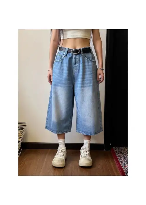 SUPER BAGGY İŞLEMELİ DENİM BERMUDA ŞORT