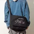 Kpop Serisi Stray Kids Baskılı Iç Hacmi Geniş Siyah Unisex Iki Bölmeli Postacı Çantası