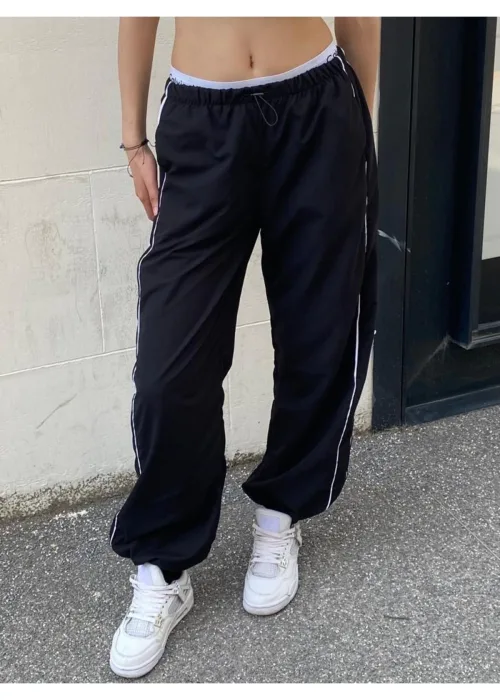 Siyah Paraşüt Kumaş Çizgi Detay Eşofman