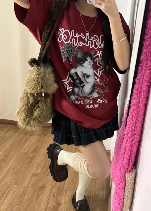 Bordo Playing Guitar Cat Unisex T-shirt