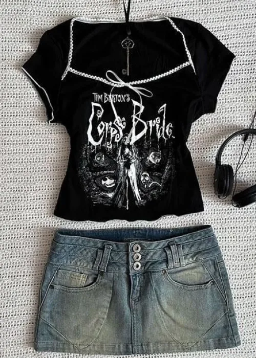 Siyah Corpse Bride Dikiş Detaylı Kurdeleli Kısa Kollu Crop